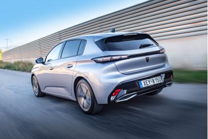 Peugeot 308 1.5BlueHDi EAT8 130Ps